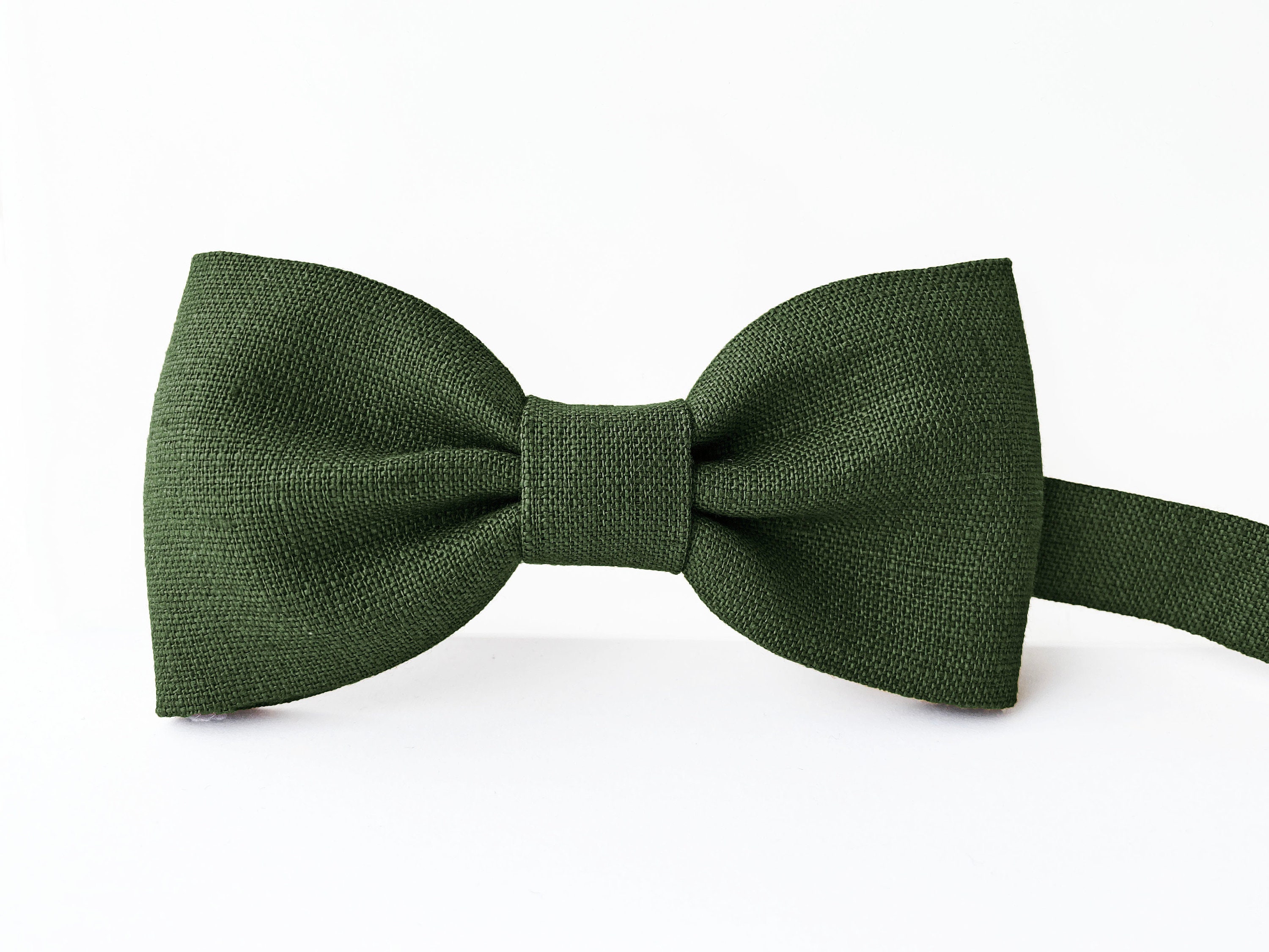 Linen wedding bow tie for groomsmen Moss green linen bow tie for boys