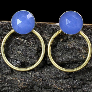 Blauer Chalcedon Runde Edelstein Creolen, Chalcedon Schmuck, Blauer Chalcedon Ohrstecker, Edelsteinschmuck, Abschlussgeschenk für Tochter