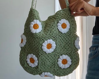 Crochet Daisy Tote Bag, Amigurumi Daisy Granny Square Shoulder Bag, Handmade Purse