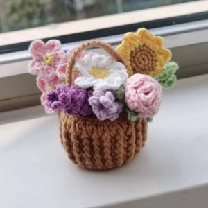 PATTERN: Crochet  Flower Basket and Flowers PATTERN