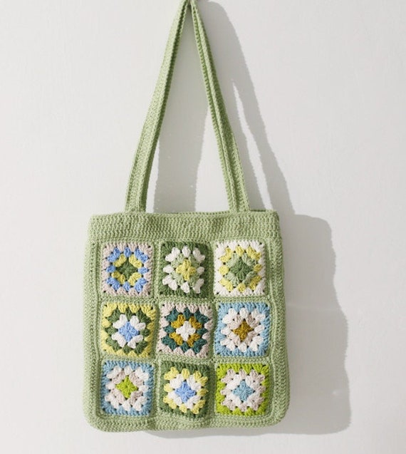 Flower Purse · A Knit Or Crochet Bag · Yarncraft on Cut Out + Keep