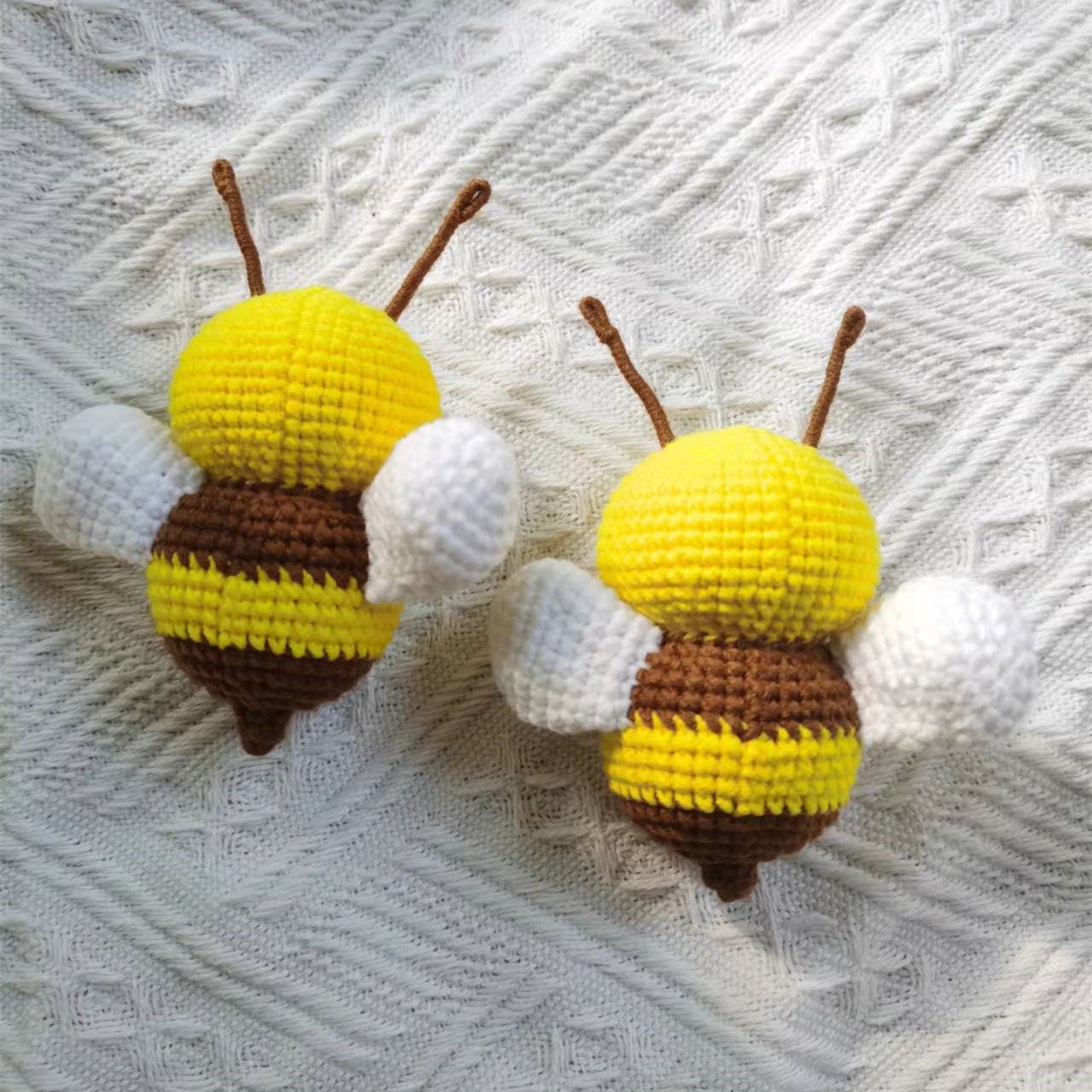 Crochet Bee Plush, Handmade Animal Plush, Cute Bee Plush, Cute Bee
