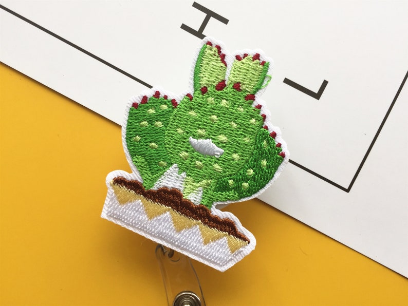 Cute cactus badge reel retractable badge holder badge reel for nurse pediatric nursing badge reels rn badge reel id badge holder kawaii gift
