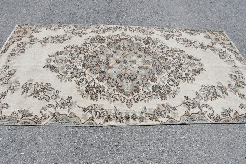 White Rug Turkish Rug Vintage Rug 4.4x8.5 ft Area Rug Oushak Rug Antique Rug Natural Rug Original Rug 4543 Salon Rug Handmade Rug