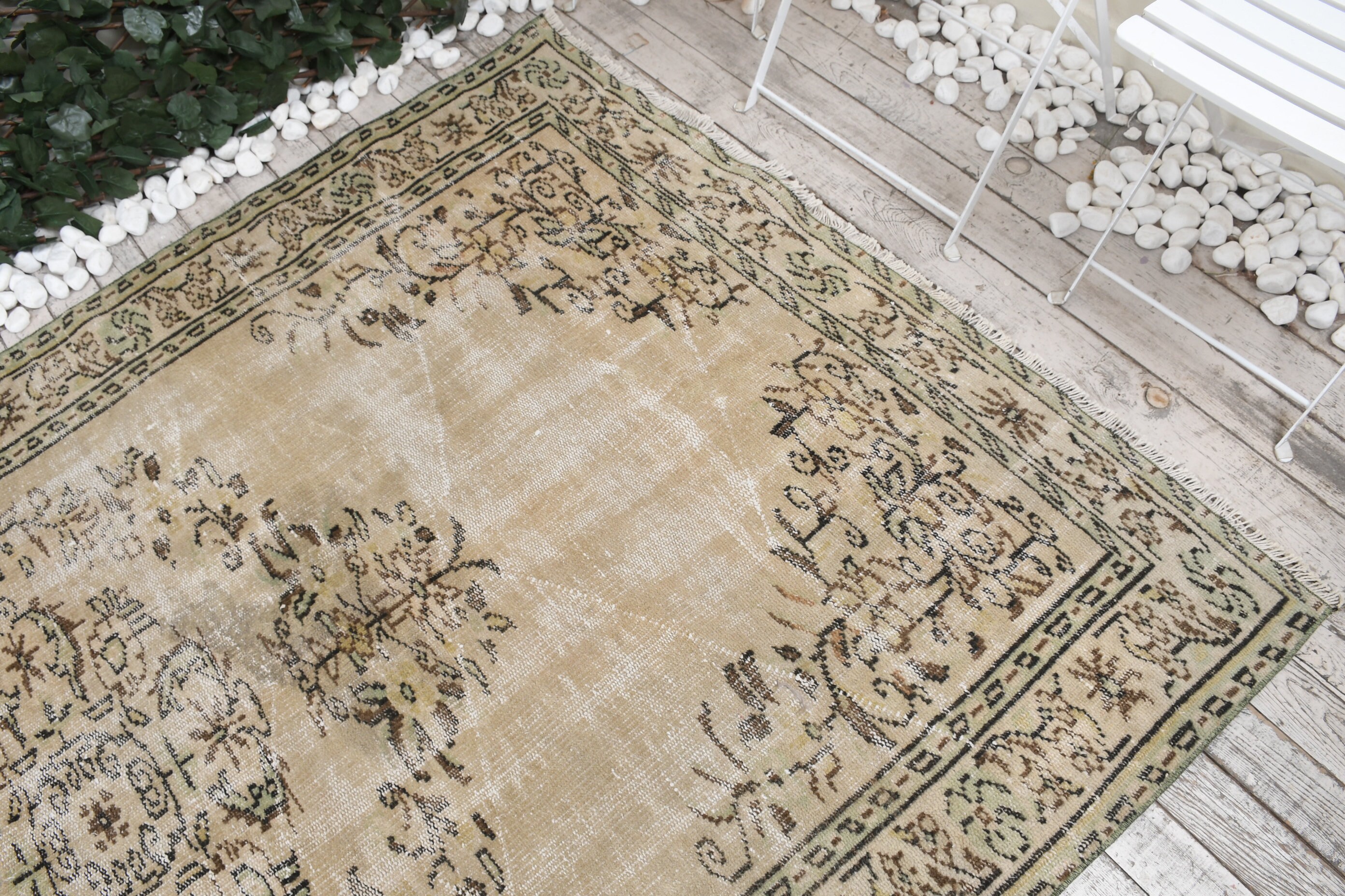 ヴィンテージ トルコラグ　ベージュ ベージュラグ、トルコラグ、5.1 x 8.2フィート、ヴィンテージラグ