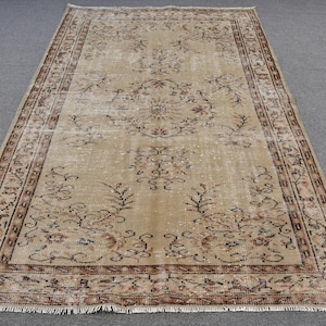 Vintage Turkish Rug, Beige Carpet, Antique Bohemian Carpet, 5x8ft Floral Design, Hallway Rug, Bedroom Decor, Handmade Wool Rug