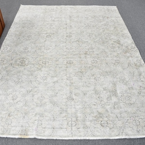 Vintage Turkish Area Rug 5.4x7.1 ft, White Gray Moroccan Rug