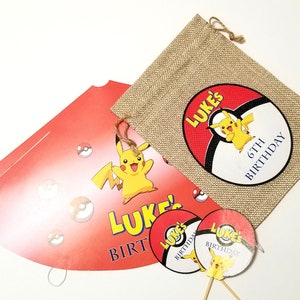 Personalized Favor bags Custom Burlap Favor Bags- Choose your Character, Name & Age - Set of 10