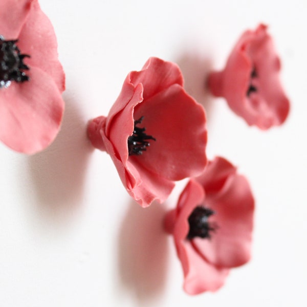 Décor Mural de 10 Coquelicots Rouges en Porcelaine