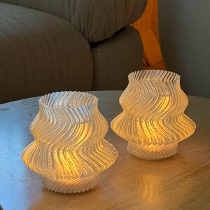 Juego de 2 lámparas de mesa ambientales – 16 colores, control remoto, iluminación ambiental de diseño moderno
