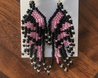 beaded earrings - inspired by butterflies - pink - handmade with love by Elke Thompson