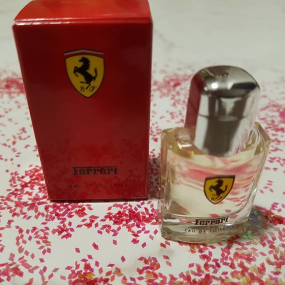 Ferrari Eau de Toilette Homme : : Beauté et Parfum