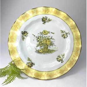Vintage Bavarian Porcelain Cake Stand – Pedestal Plate with Yellow Roses & Gold Trim, Schumann Bavaria Style