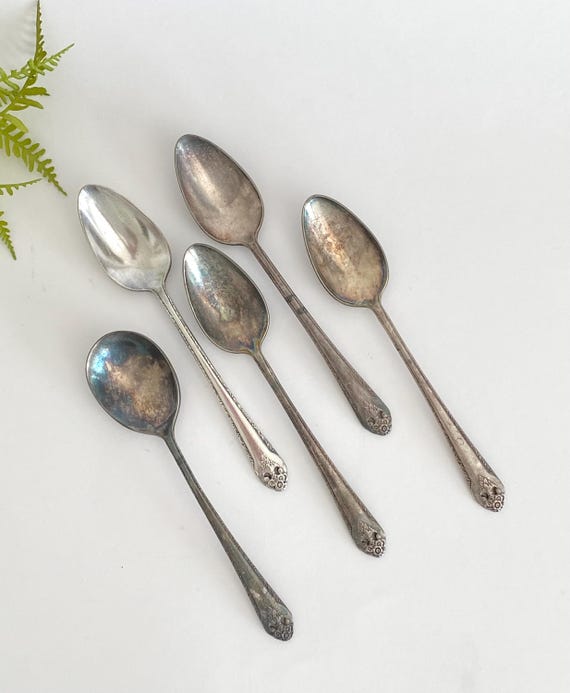 Vintage Holmes Edwards Silver Spoon Set – Pc Flatware