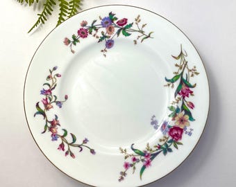Wedgwood Devon Sprays Salatteller: Vintage Floral Bone China