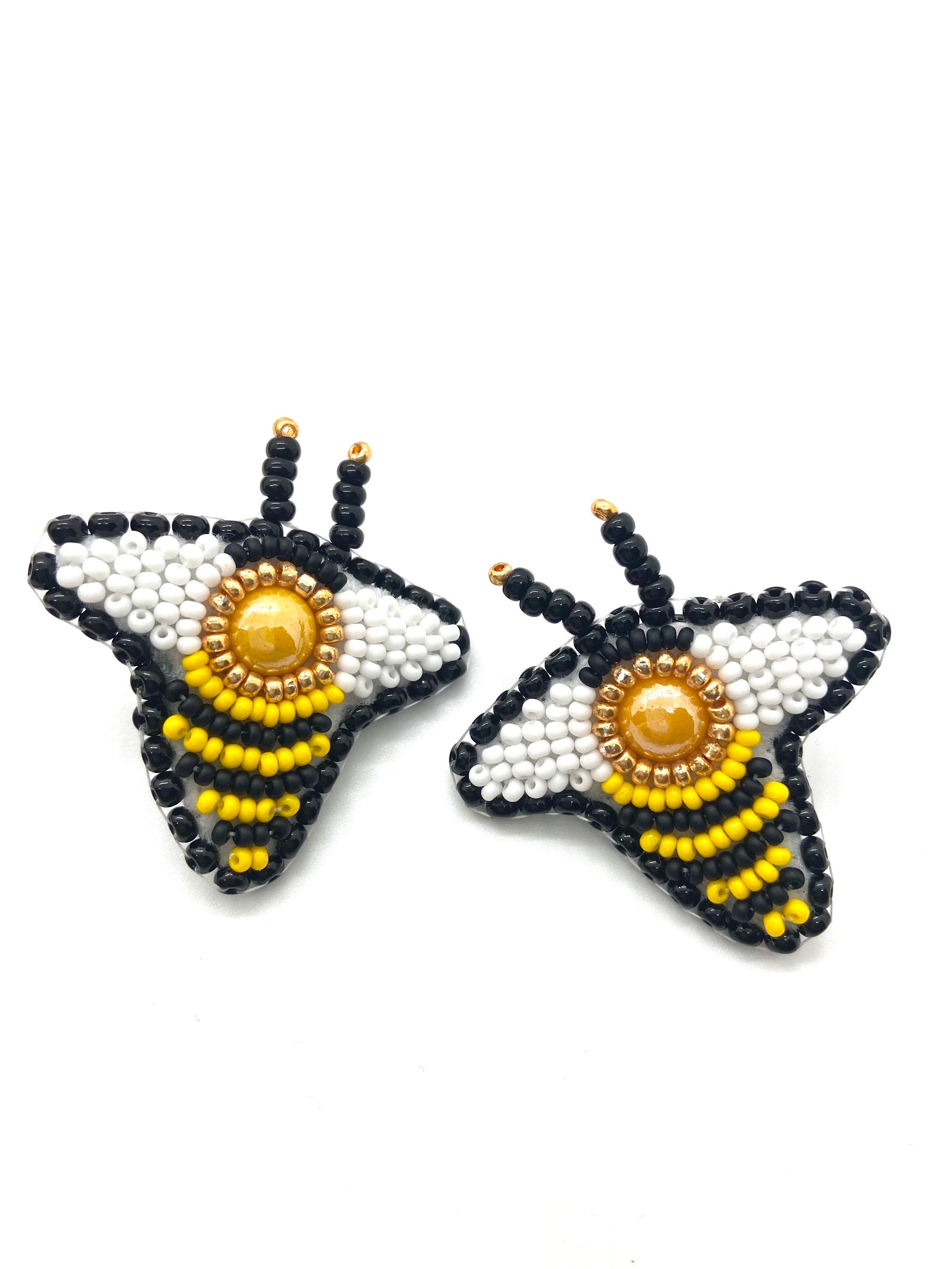 BEADED EARRINGS BEE beaded bees bumblebee earrings bees Etsy