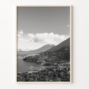 Impresión de arte mural de Guatemala, fotografía del cielo en blanco y negro, póster de Guatemala, decoración de América Central, decoración de pared de Guatemala, C19-221