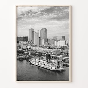 New Orleans Skyline Print, Black and White Wall Art, New Orleans Poster, Louisiana Photo, La Nouvelle-Orléans Art, C19-20