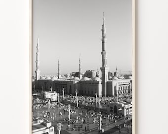 Medina Black and White Print: Saudi Arabia Wall Art
