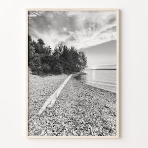 Door County Wall Art Print, Black and White Door County Photo, Wisconsin Map Poster, USA Decor, C19-348