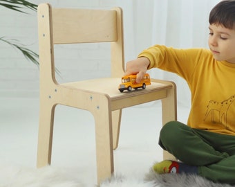 Chaise en bois de chéri avec le nom chaise personnalisée pour des enfants chaise de meubles montessori