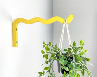 Gancho de pared de madera ondulado amarillo - Colgador de plantas de interior de 30 cm de largo