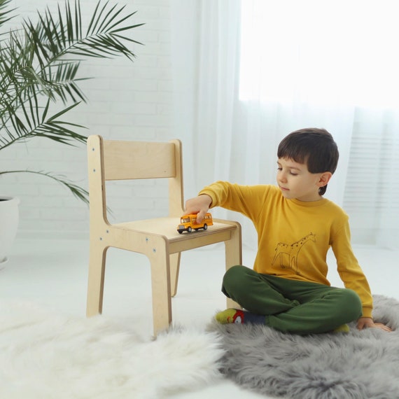 Silla de bebé de madera con nombre Silla personalizada para niños Silla  infantil Silla Montessori silla de muebles -  España