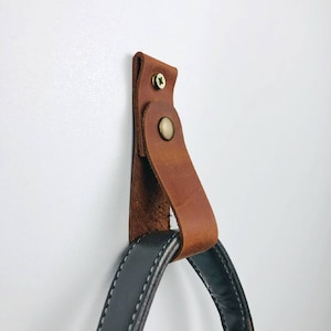 Leather wall hanging strap Bathroom wall towel holder Bag hook for wall Magazine holder Leather wall organizer