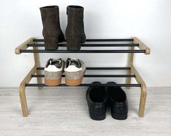 Compact schoenenrek voor in de gang – vrijstaande houten opberger