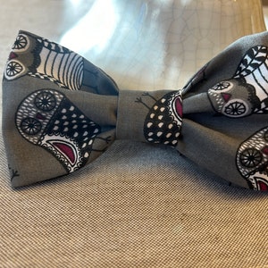 What a Hoot! Dog Bow/Bowtie