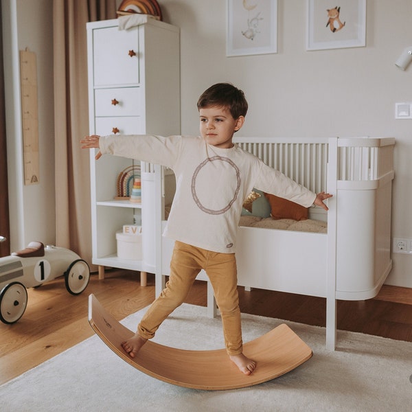 Mikito Balance Board Holz für Kinder und Erwachsene mit Filzunterseite | Holzbrett vielfältig einsetzbar | Balancier Brett | Yoga Board
