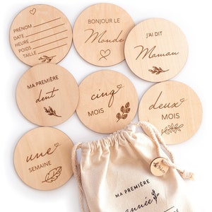 Cartes étapes bébé en bois en français 30 moments de la naissance à 1 an sur 15 disques en bois gravés recto-verso, Cadeau futurs parents image 1