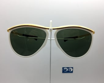 Vintage Ray Ban glasses