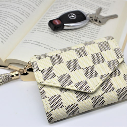 Tri Fold Wallet, Women, ID Card Holder Purse, Heart Tag with PU Leather Tassel, for Women Girls