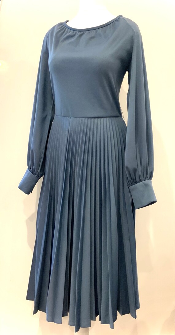 Stunning 1970s Pleated Dress