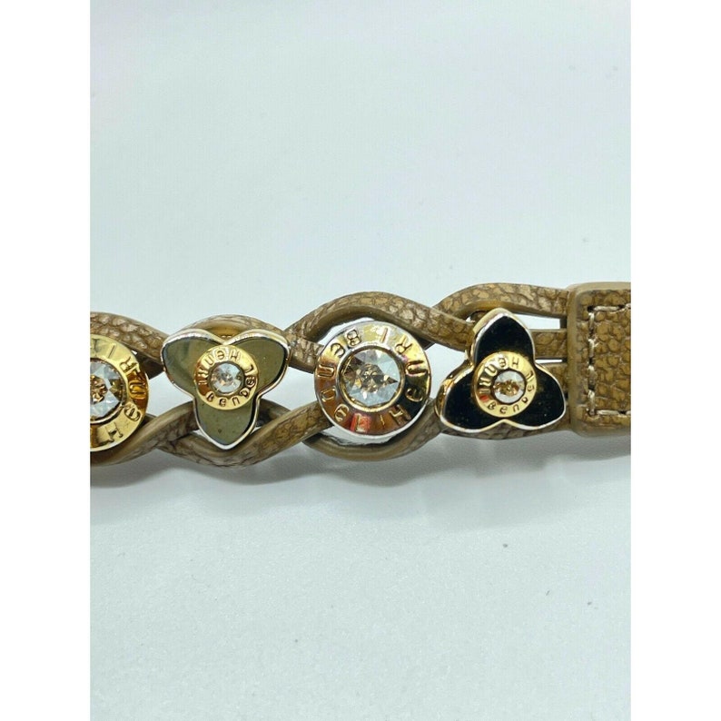 Henri Bendel Women/'s Leather Rivet /& Crystal Logo Snap Bracelet Jewelry Brown