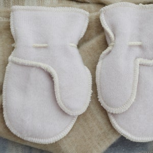 BABY BOY GIFT  Merino wool baby mittens 100% Organic baby mittens wool mittens Baby gift Baby shower gift boy Newborn gift