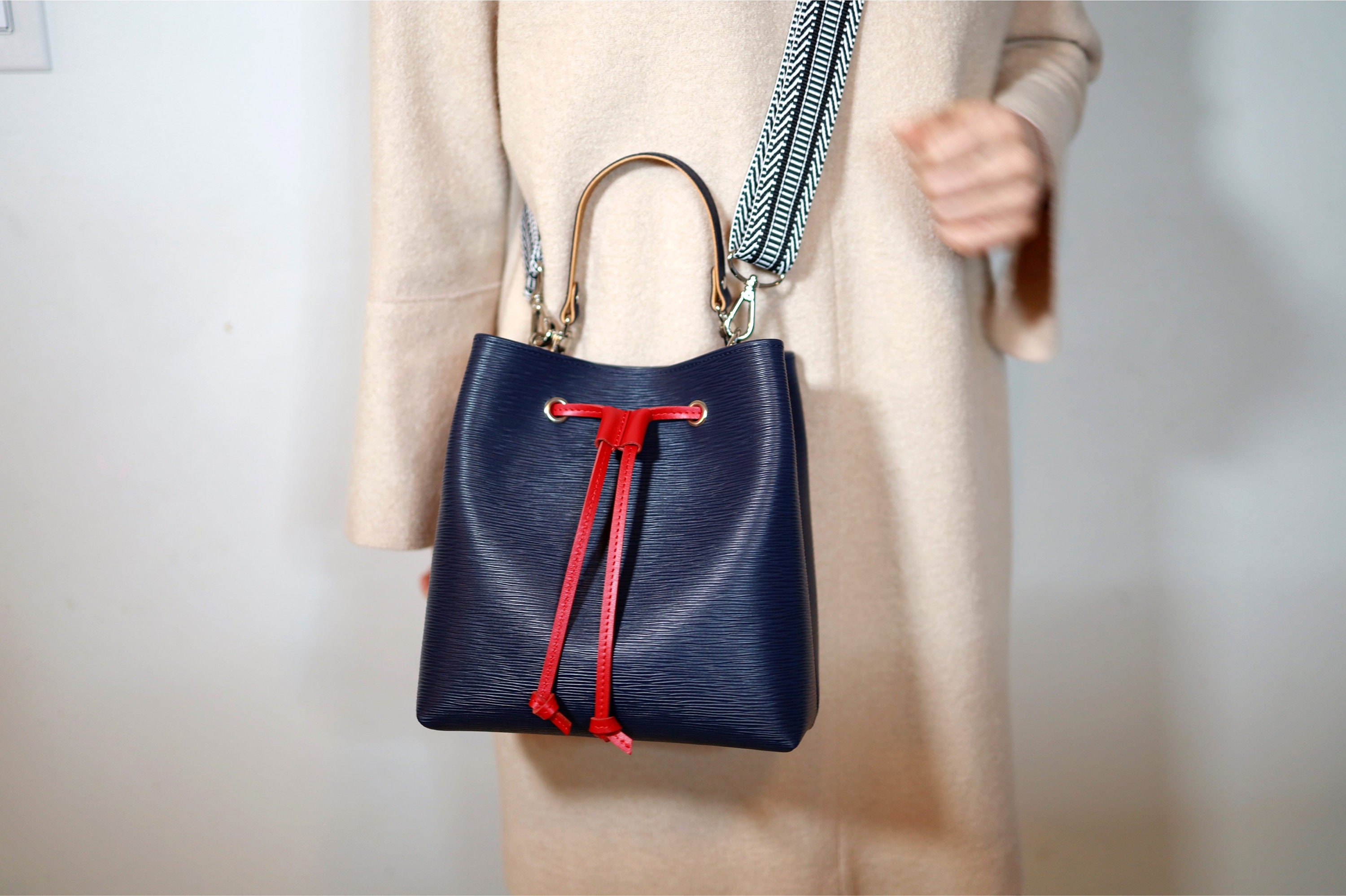 Louis Vuitton Vintage - Epi Noe Bucket Bag - Blue - Epi Leather Bucket Bag  - Luxury High Quality - Avvenice