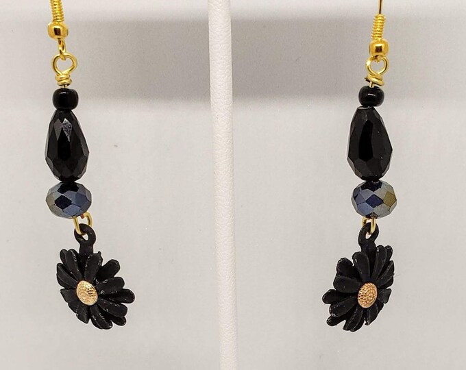 Holiday gifts, Holiday jewelry, fall jewelry, dangle earrings