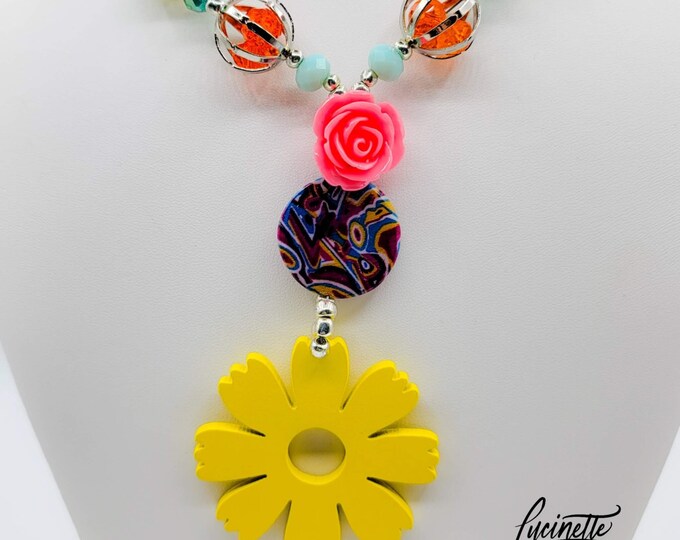 summer necklace, beach jewelry, sun-themed necklace