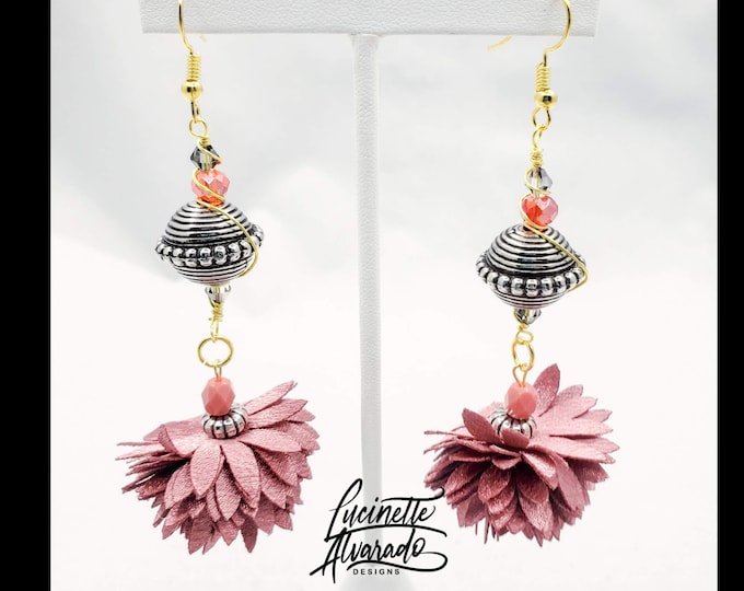 Holiday gifts, Holiday jewelry, fall jewelry, dangle earrings