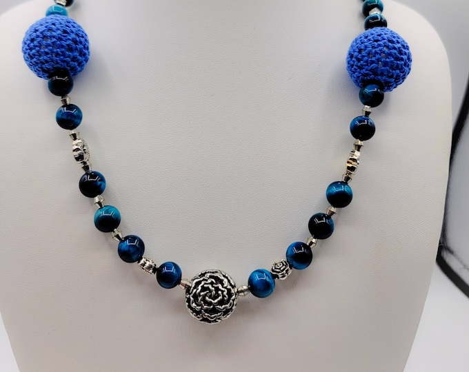 Holiday gifts, Holiday jewelry, fall jewelry, necklace