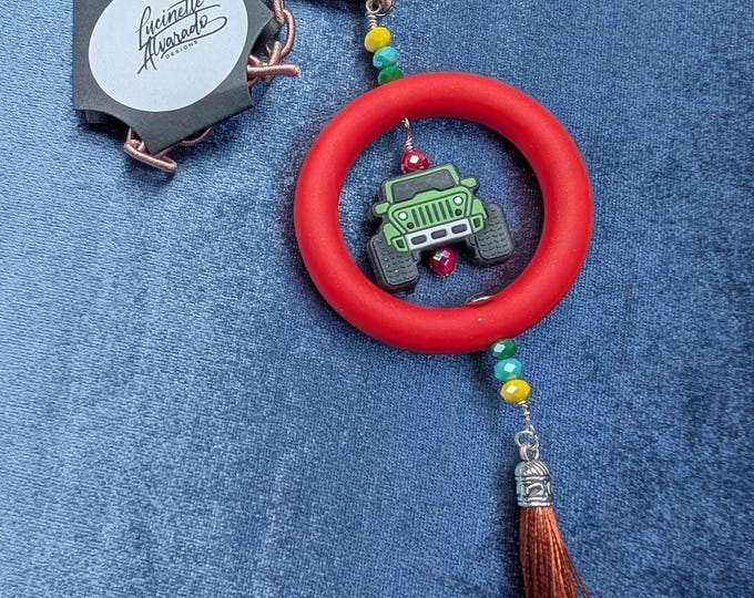 Car accessory, rear mirror lanyard