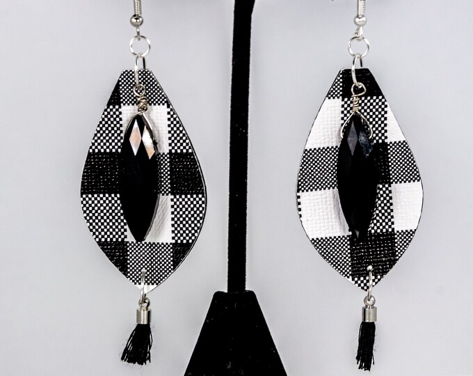 Holiday gifts, Holiday jewelry, fall jewelry, dangle earrings