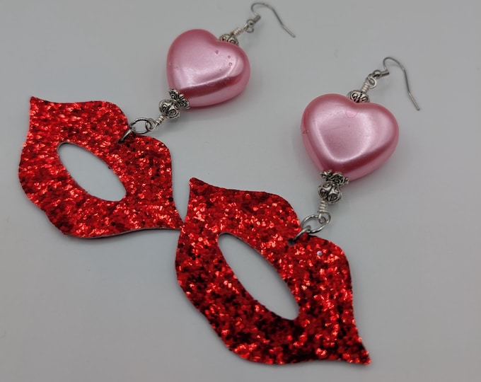 Valentines gifts, Valentines Day, gifts for her, lips jewelry
