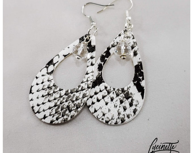 Holiday gifts, Holiday jewelry, fall jewelry, dangle earrings