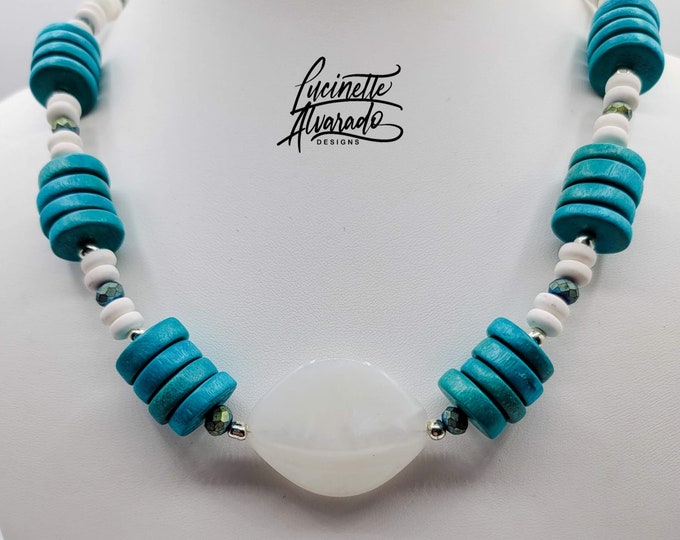summer necklace, beach jewelry, sun-themed necklace