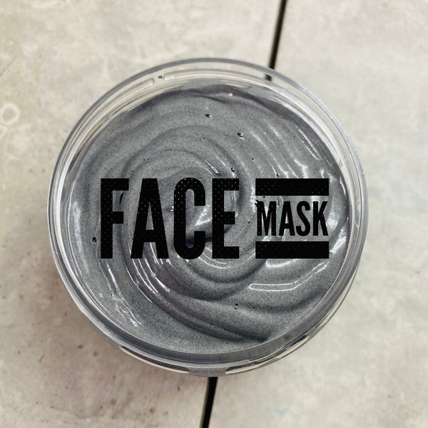 Aktivkohle Whipped Gesichtsmaske - hilft zu reinigen und zu entgiften Poren.