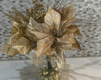 Christmas holiday floral arrangement-artificial floral arrangement-centerpiece-vase with silk flowers-Gold bling flowers, poinsettias