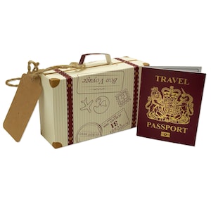 DIY Surprise Mini Suitcase Scratch & Mini Red (com efeito GOLD) Passport Reveal Gift bundle (DIY). Perfeito para o Dia dos Namorados, aniversário, viagens